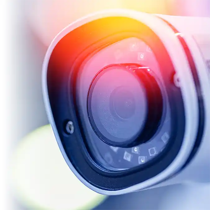 Système d’alarme commercial avec caméras de surveillance pour protéger votre compagnie 24/7